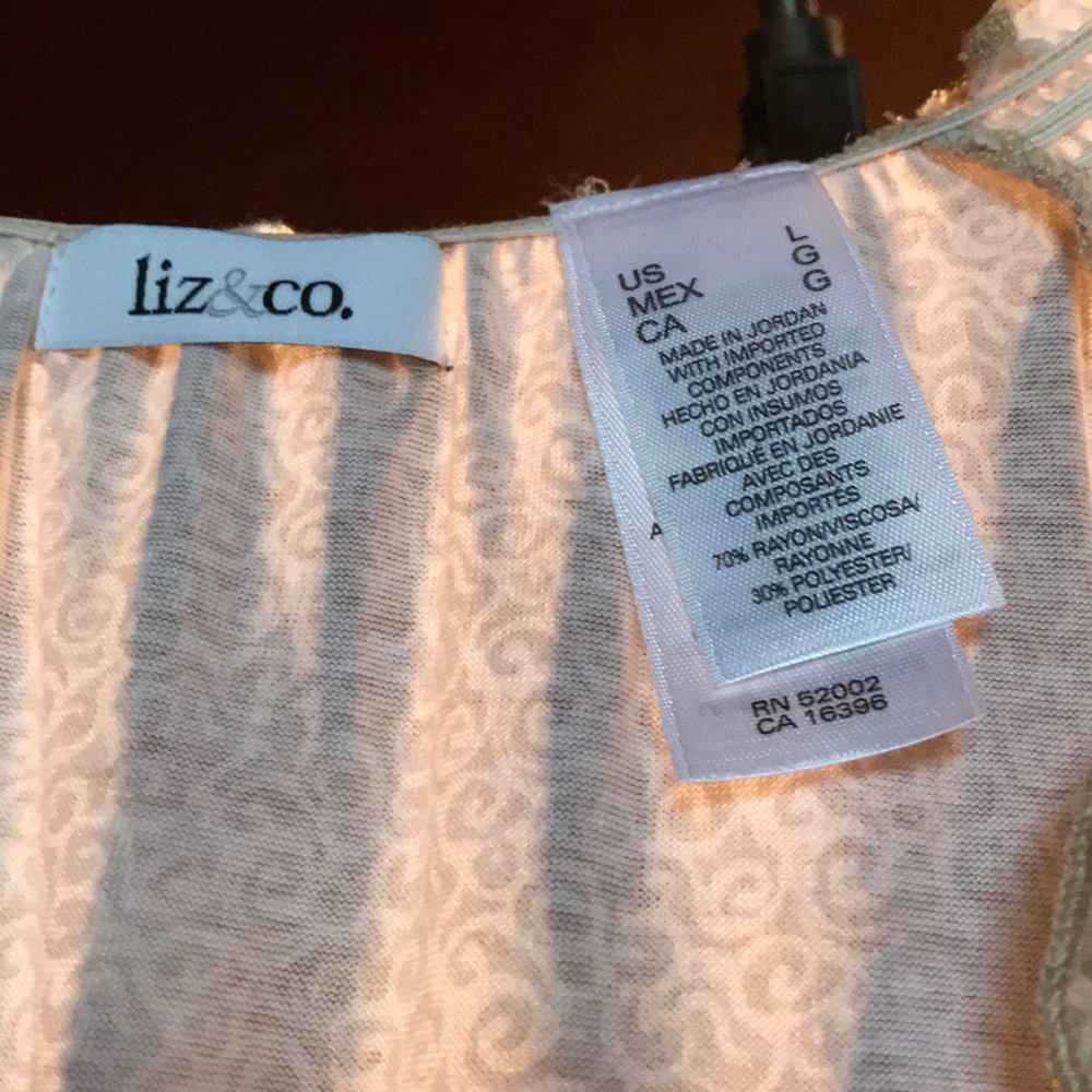 Shirt - Picture 3 of 4